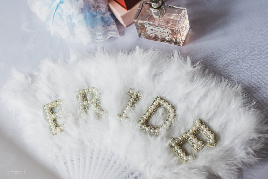 Detale wesela, dekoracja, atmosfera zabawy weselnej